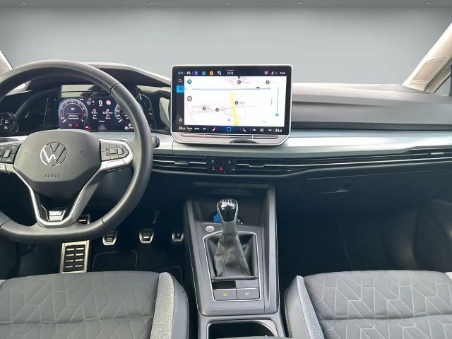 Volkswagen Golf 1.5 TSI DSG