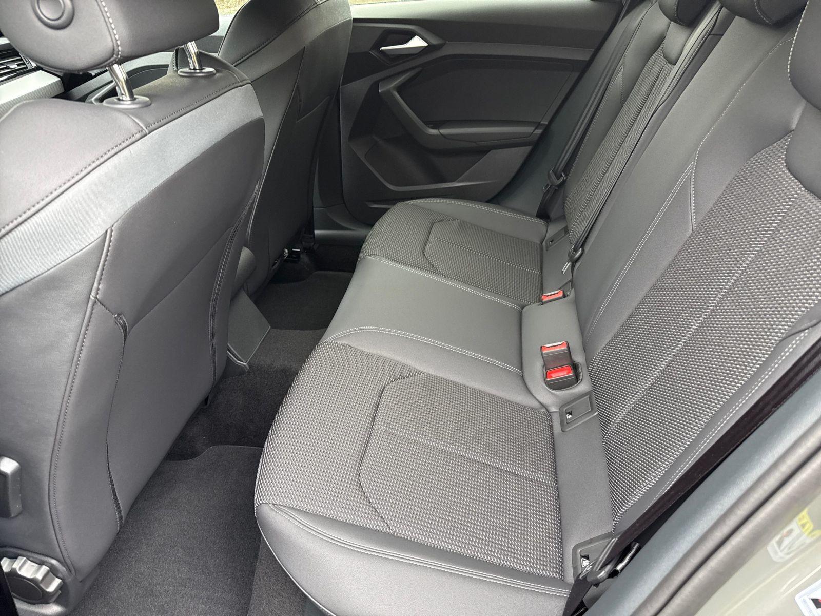 Audi A1 1.5 TFSI S-Line Sportback