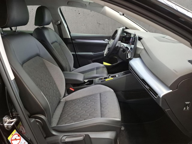 Volkswagen Golf DSG Life