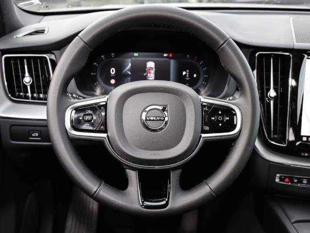 Volvo XC60 AWD Dark Plus