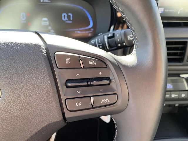 Hyundai i10 1.0T-GDI Virtual+Winterpaket+Kamera+CarPlay