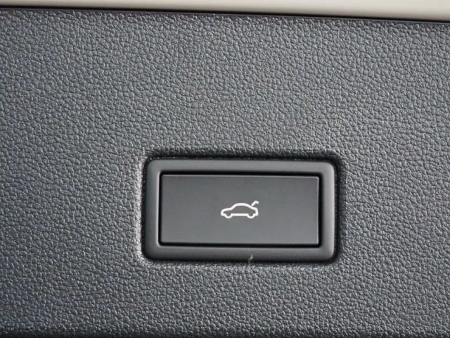 Volkswagen T-Roc 1.5 TSI DSG R-Line