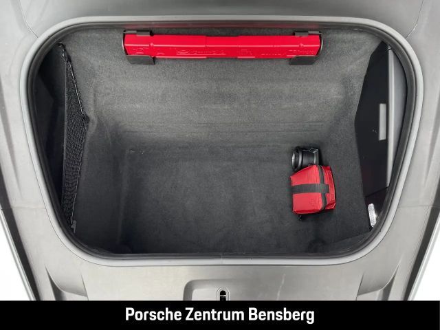 Porsche 992 4 Cabrio GTS Targa