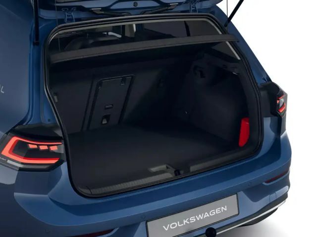 Volkswagen Golf 1.5 eTSI DSG Golf VIII IQ.Drive