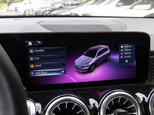 Mercedes-Benz GLB 200 GLB 200 d