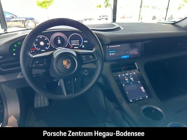 Porsche Taycan Performance Plus