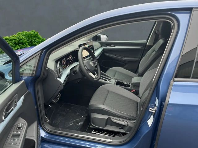 Volkswagen Golf 1.5 eTSI