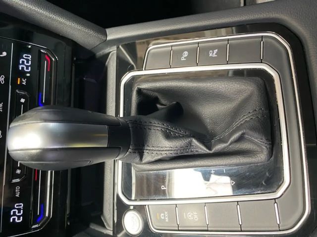 Volkswagen Passat 1.5 TSI Business DSG Variant