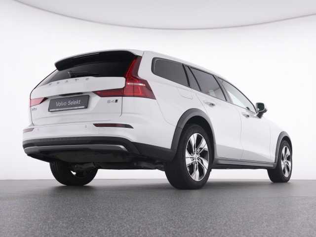 Volvo V60 Cross Country CC