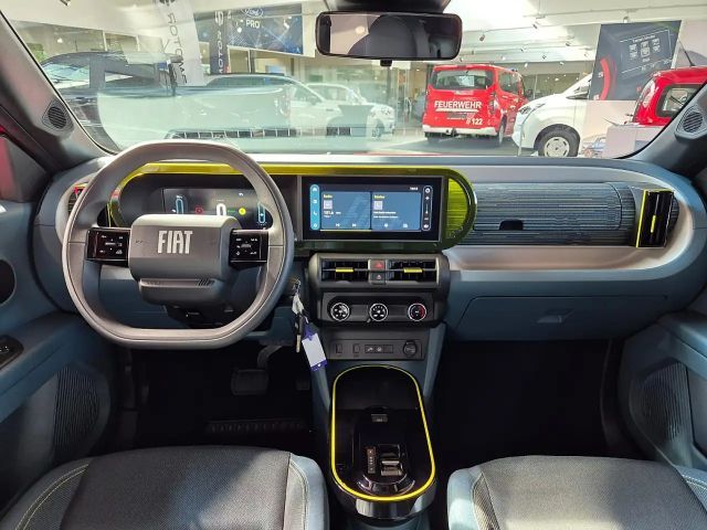 Fiat Grande Panda E RED