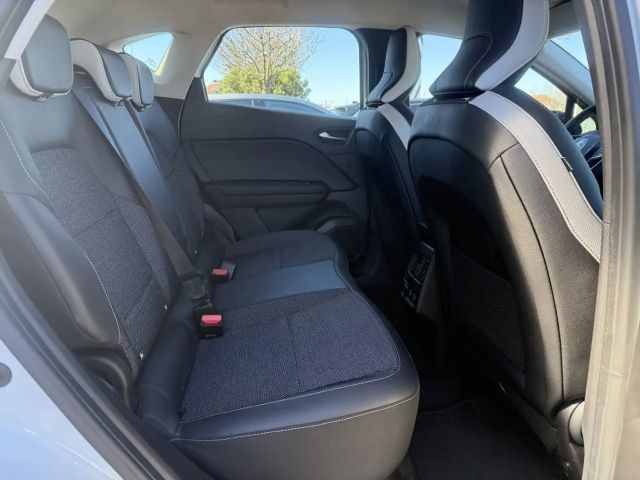 Renault Captur E-Tech Intens