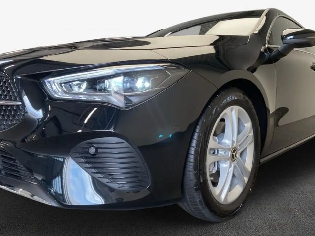 Mercedes-Benz CLA 180 CLA