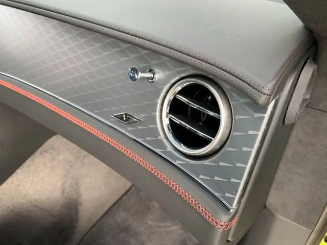 Bentley Continental GT V8