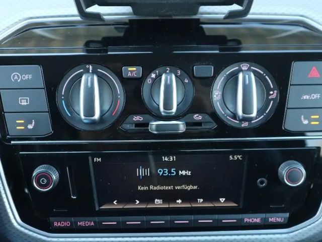 Volkswagen up! Active