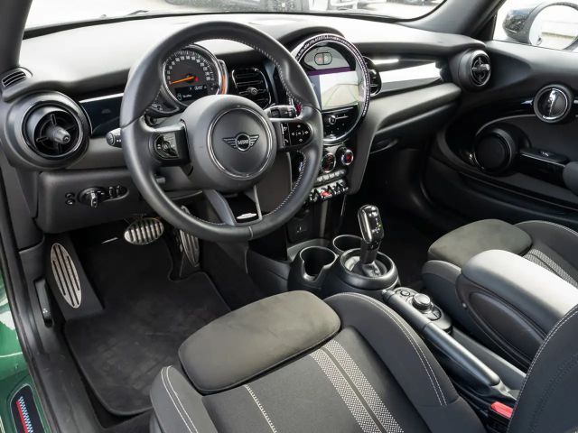 MINI Cooper John Cooper Works