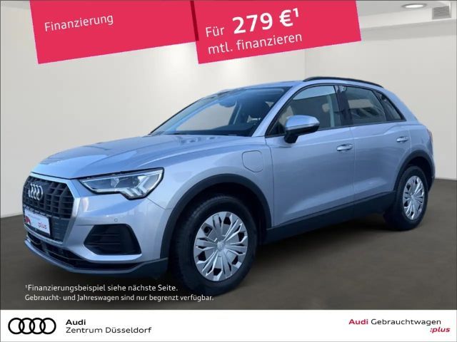 Audi Q3 45 TFSI Ambiente Hybride