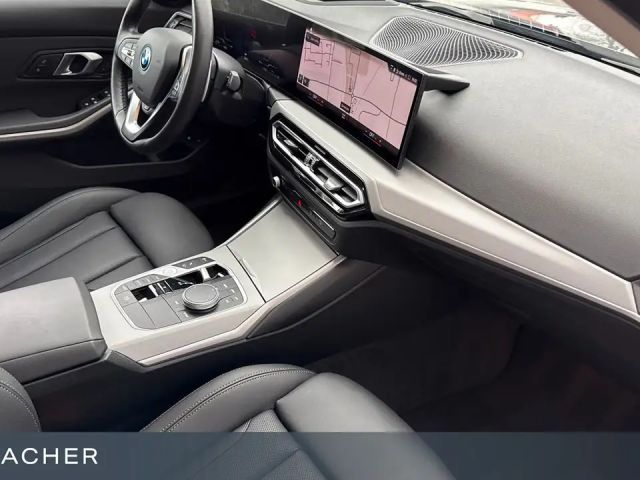 BMW 330 330e Touring xDrive