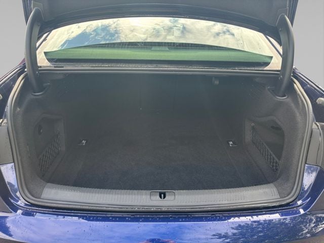 Audi A4 40 TDI S-Tronic Sedan