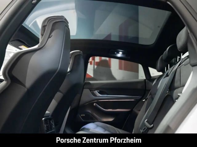 Porsche Taycan BOSE LED-Matrix Panoramadach Luftfederung