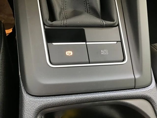 Volkswagen Golf Business Variant