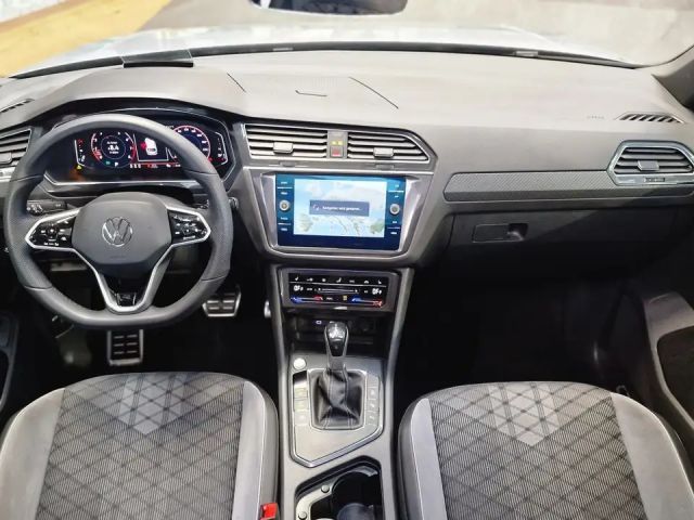 Volkswagen Tiguan DSG R-Line