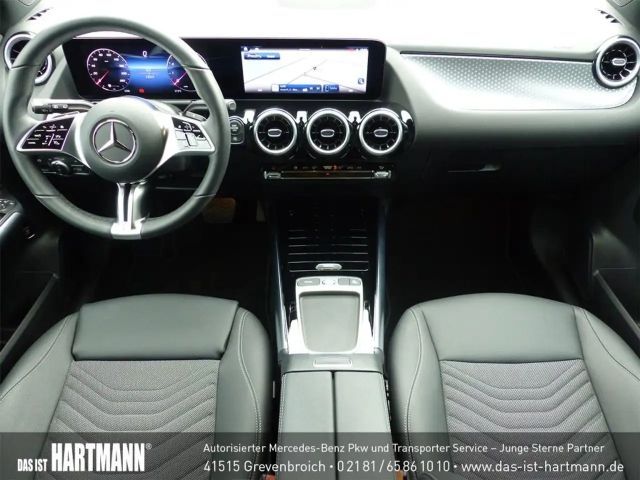 Mercedes-Benz B 180 Progressive Sedan