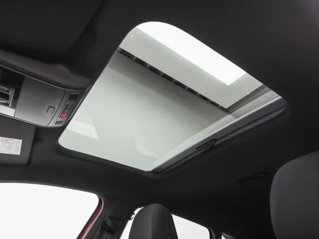 Volkswagen Taigo 1.0 TSI DSG R-Line