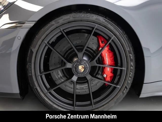 Porsche 992 4 Cabrio Carrera GTS