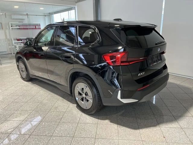 BMW iX1 20 eDrive ''Virtual Cockpit, Rückfahrkamera''