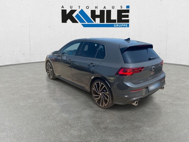 Volkswagen Golf 2.0 TSI DSG