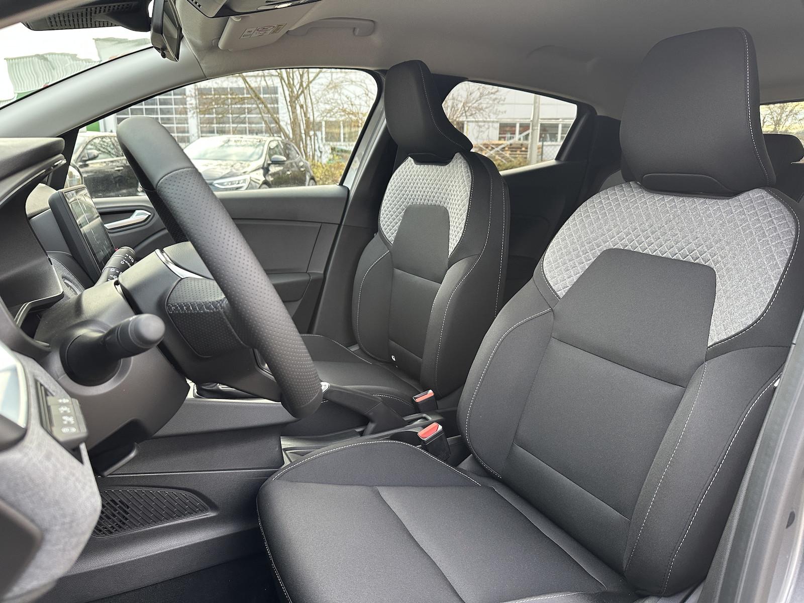 Mitsubishi Colt Hybrid