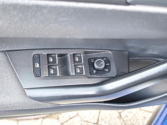 Volkswagen Polo 1.0 TSI DSG IQ.Drive R-Line