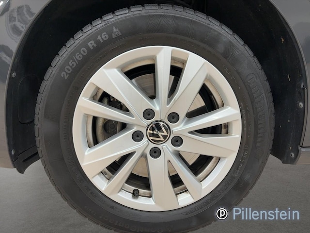 Volkswagen Touran 1.5 TSI Comfortline