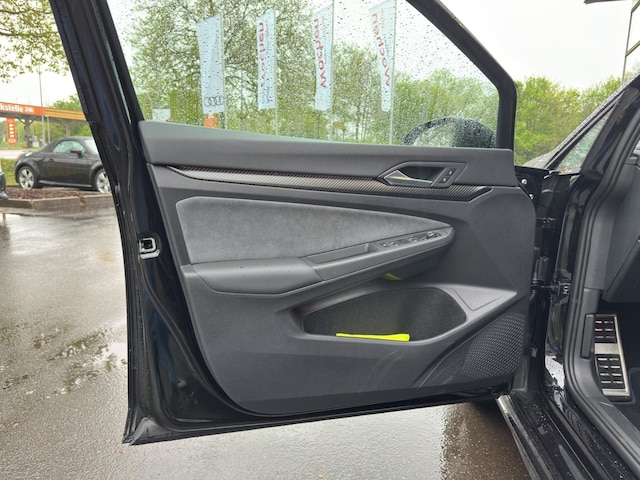 Volkswagen Golf R,R-Abgasanlage,IQ-Light,19",Soundsystem ,uvm