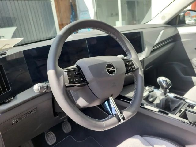 Opel Astra Elegance Sports Tourer