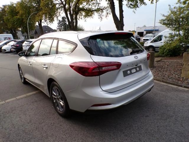 Ford Focus Titanium Wagon