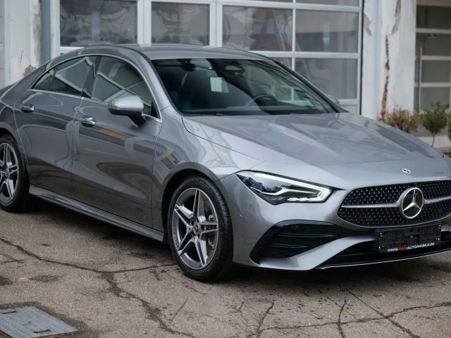 Mercedes-Benz CLA 200 AMG Line CLA 200 d Coupé