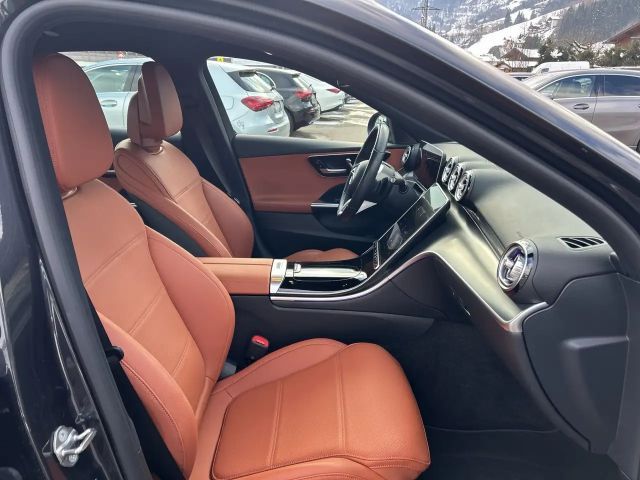 Mercedes-Benz C 200 C 200 d Sedan