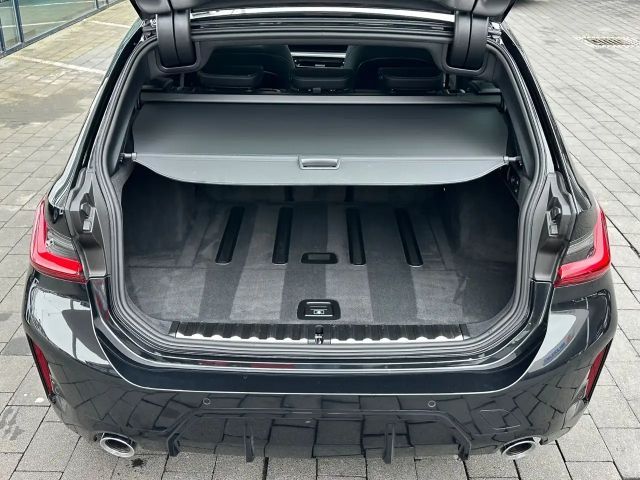 BMW 320 320d M-Sport Touring xDrive