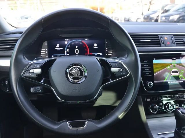 Skoda Superb Superb Kombi 2,0 TDI DSG LED VIRTUAL AHV 1.Besitz