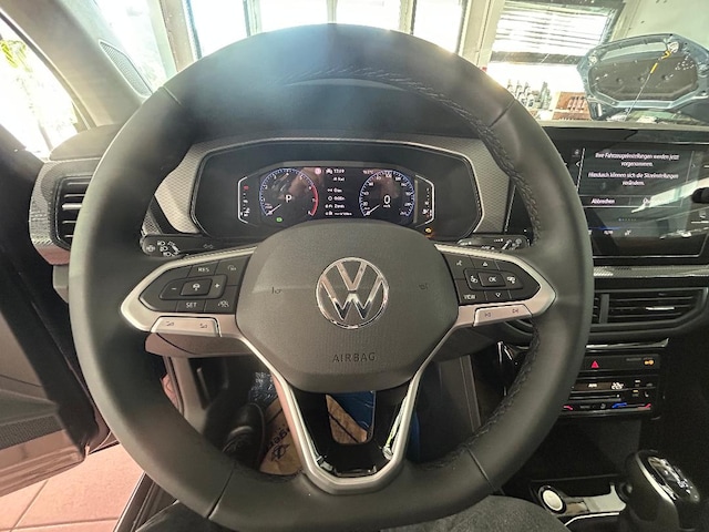 Volkswagen T-Cross Life