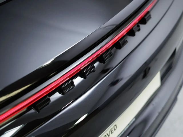 Porsche Panamera 4 E-Hybrid