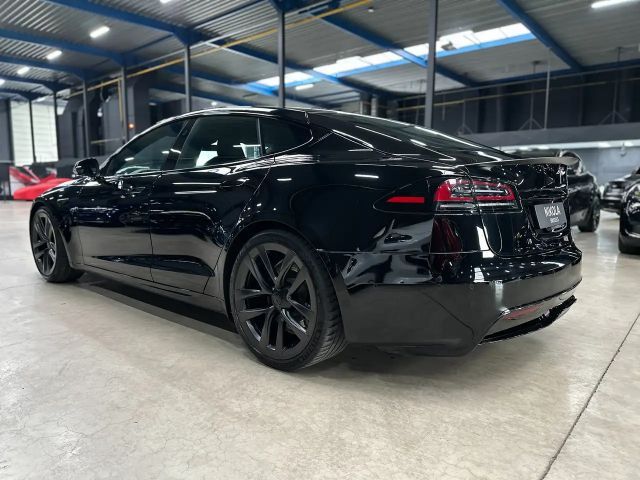 Tesla Model S Plaid
