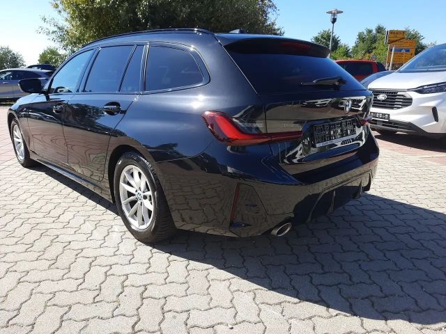 BMW 318 318i M-Sport Touring