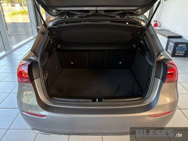 Mercedes-Benz A 200 Progressive