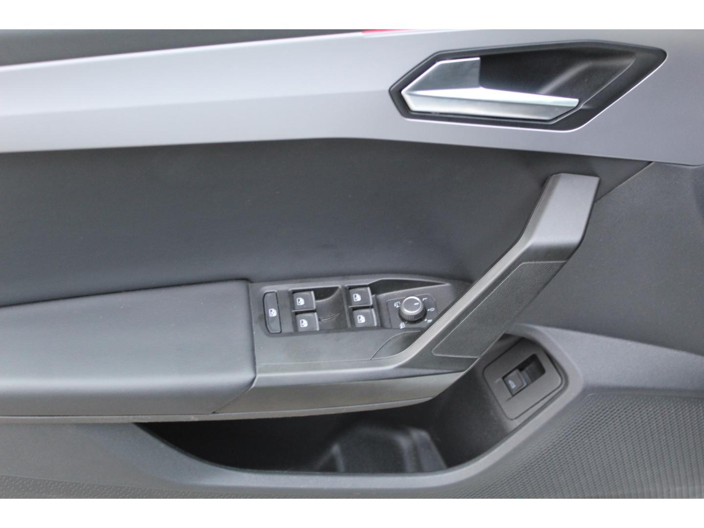 Seat Leon 2.0 TSI DSG FR-lijn Sportstourer