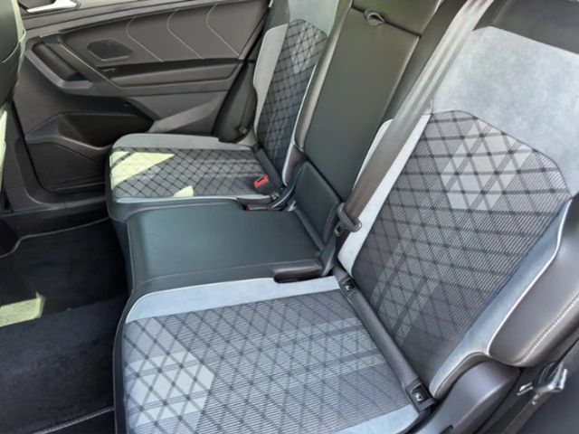 Volkswagen Tiguan Allspace DSG R-Line Style