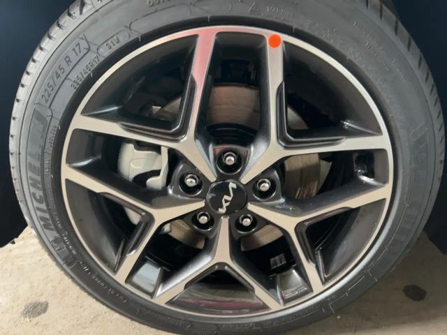 Kia Ceed Platinum Edition