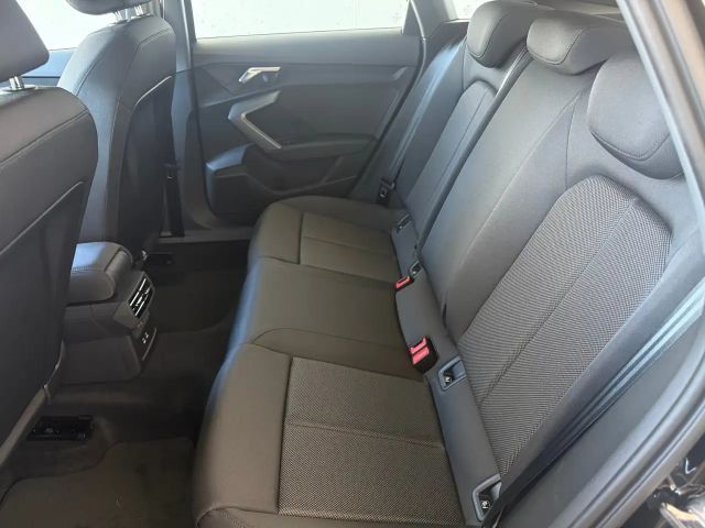 Audi A3 30 TFSI Sedan