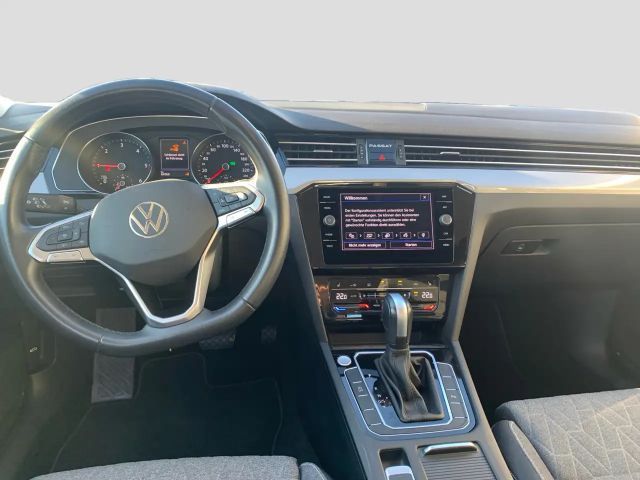 Volkswagen Passat 2.0 TDI Business DSG Variant